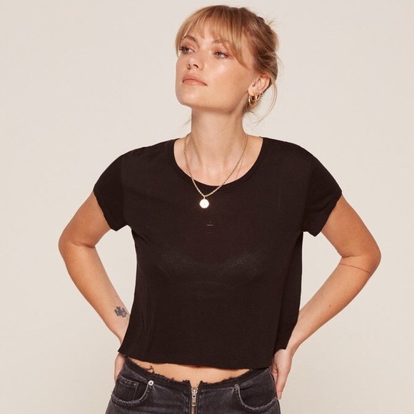 Reformation Tops - REFORMATION BLACK HANNA CROP TEE